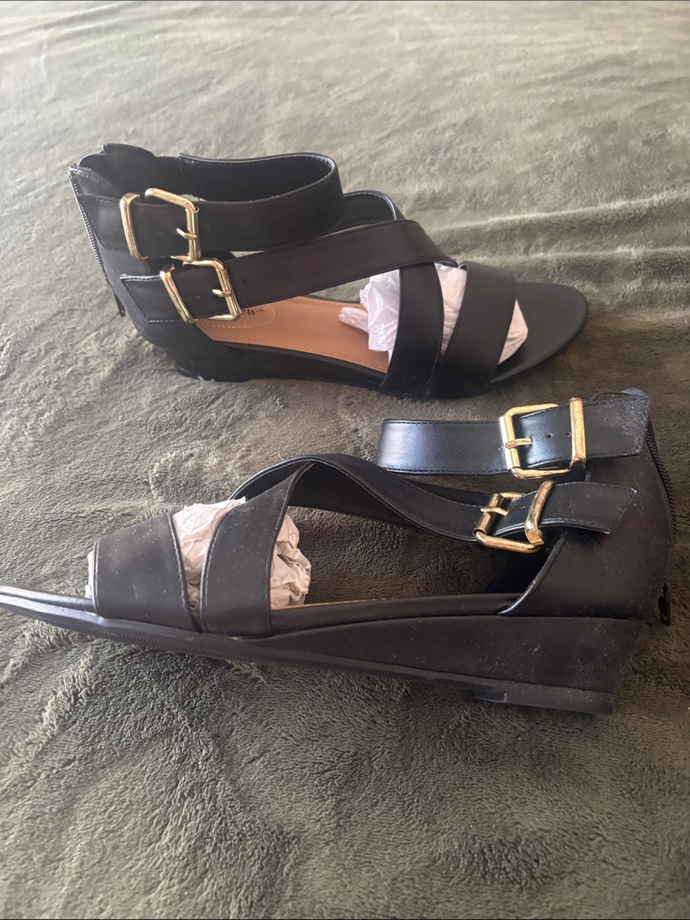 comfortview Black Strappy Wedge Sandals with Gold Buckles
